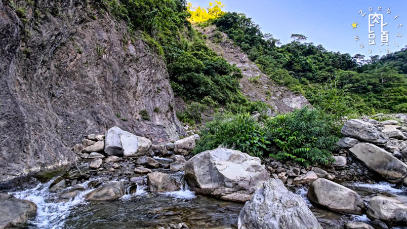 kaohsiung taroliu creek waterfall 2