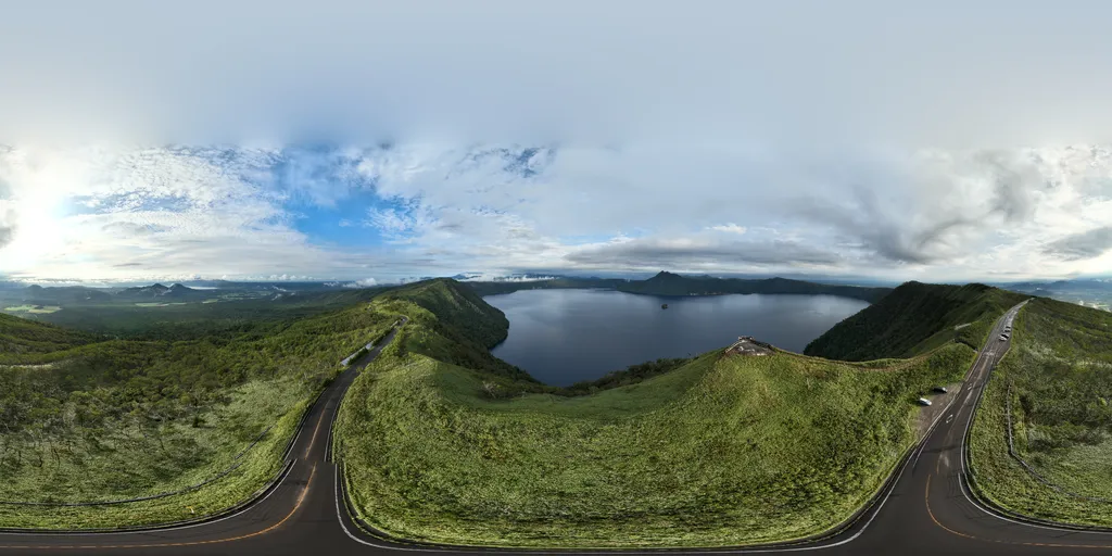 屈斜路湖沿線的自駕風景(空拍)